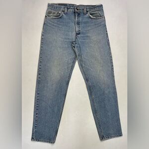 VINTAGE Levi’s 550 Denim Jeans Men Size 32 X 31 Blue Tag Size 34 X 32 USA 90s
